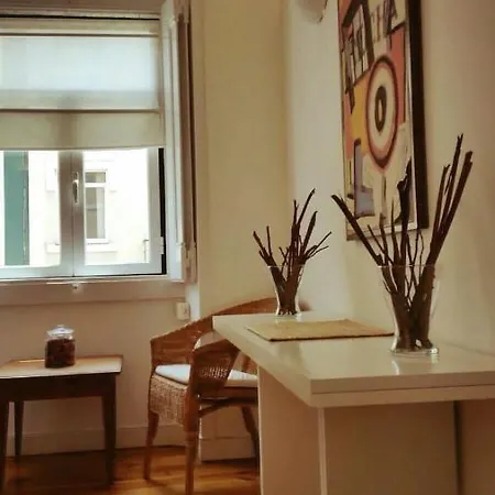 Lovely Near Belem Апартаменты Лиссабон